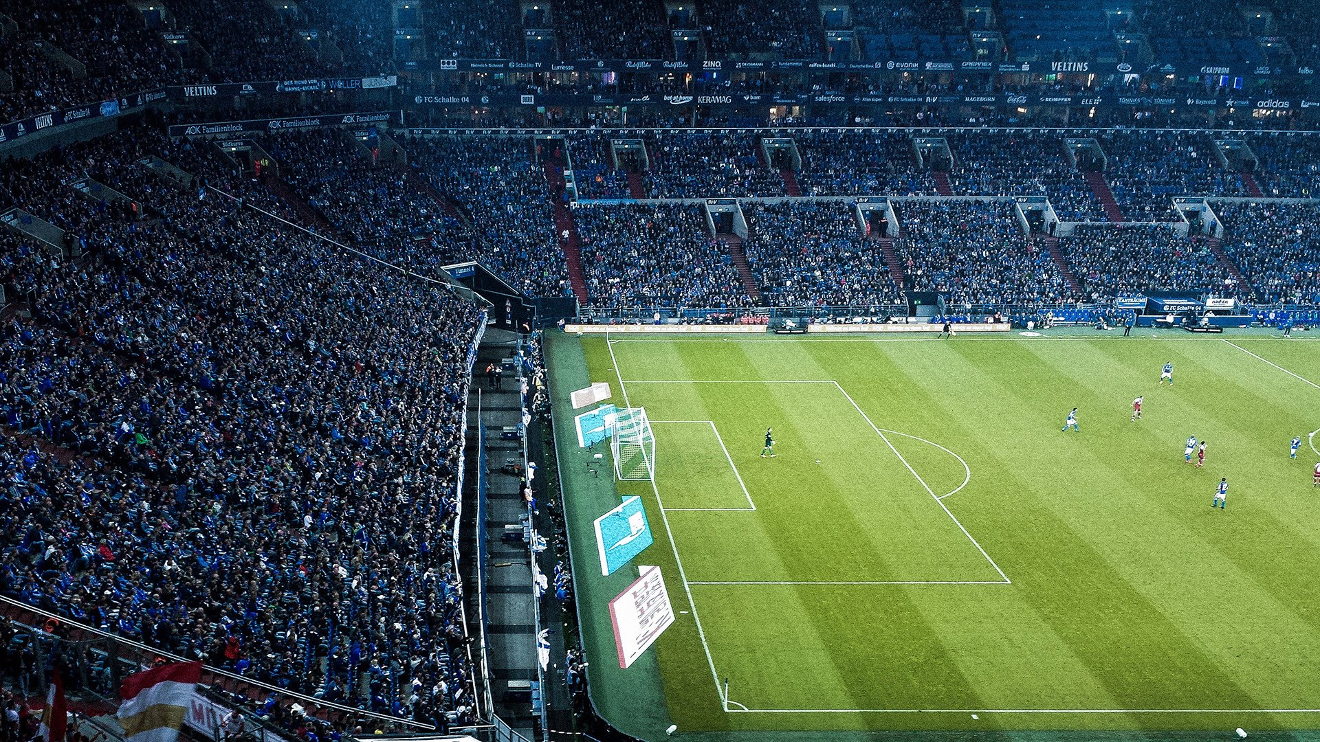 巴黎圣日耳曼主场迎战皇家马德里，比赛激烈难分胜负！，巴黎圣日耳曼vs皇家马德里全场录像